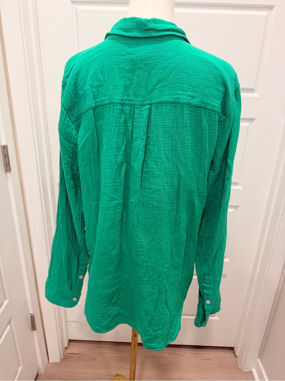 J. Crew Vibrant Green Button-Front Textured Shirt - Picture 5 of 6